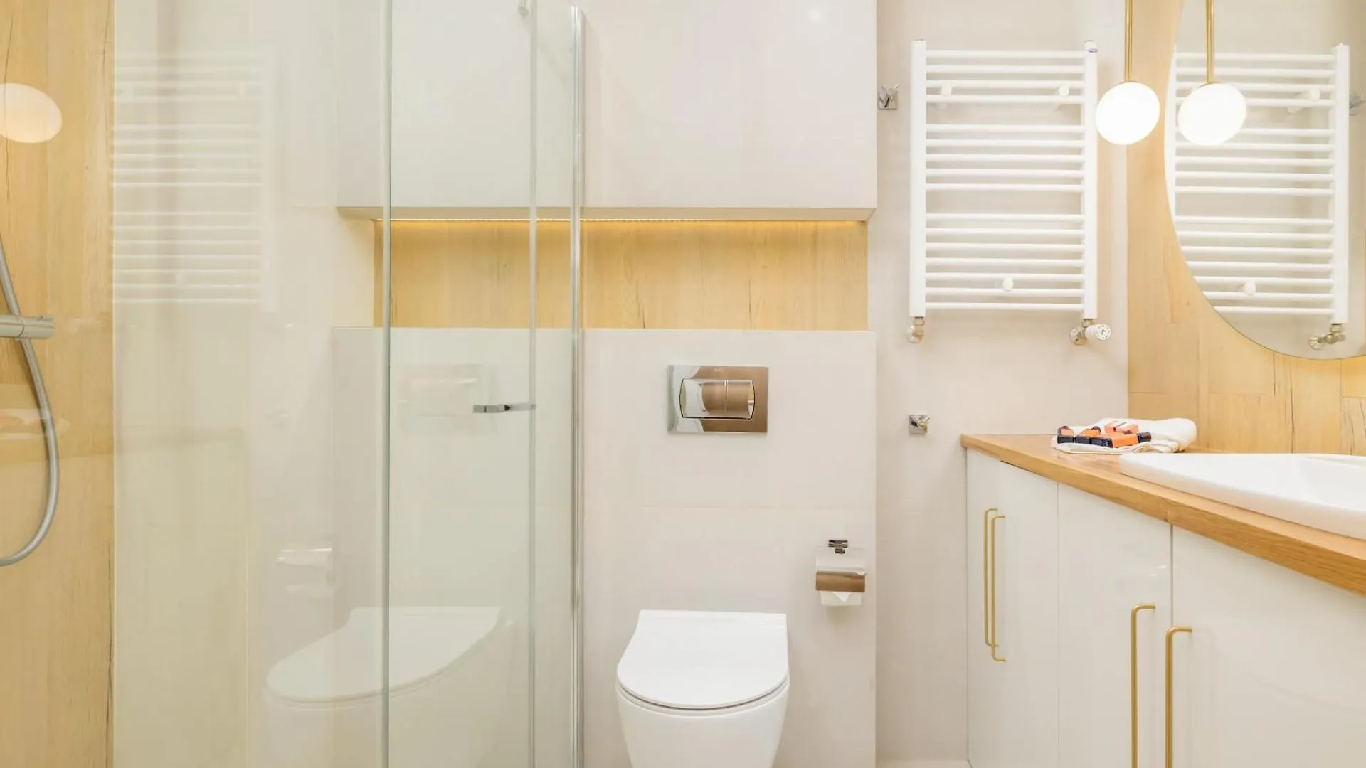 Beautiful Apartment With Balcony And Parking By Noclegi Renters Kolobrzeg 0*,
