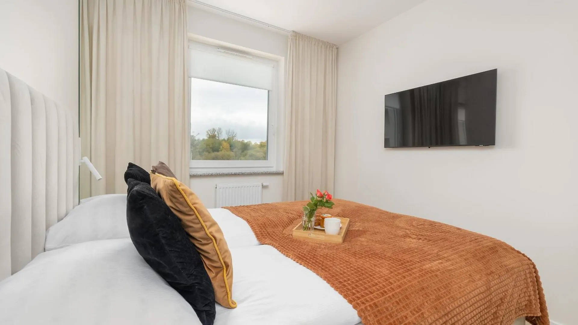 Beautiful Apartment With Balcony And Parking By Noclegi Renters Kolobrzeg