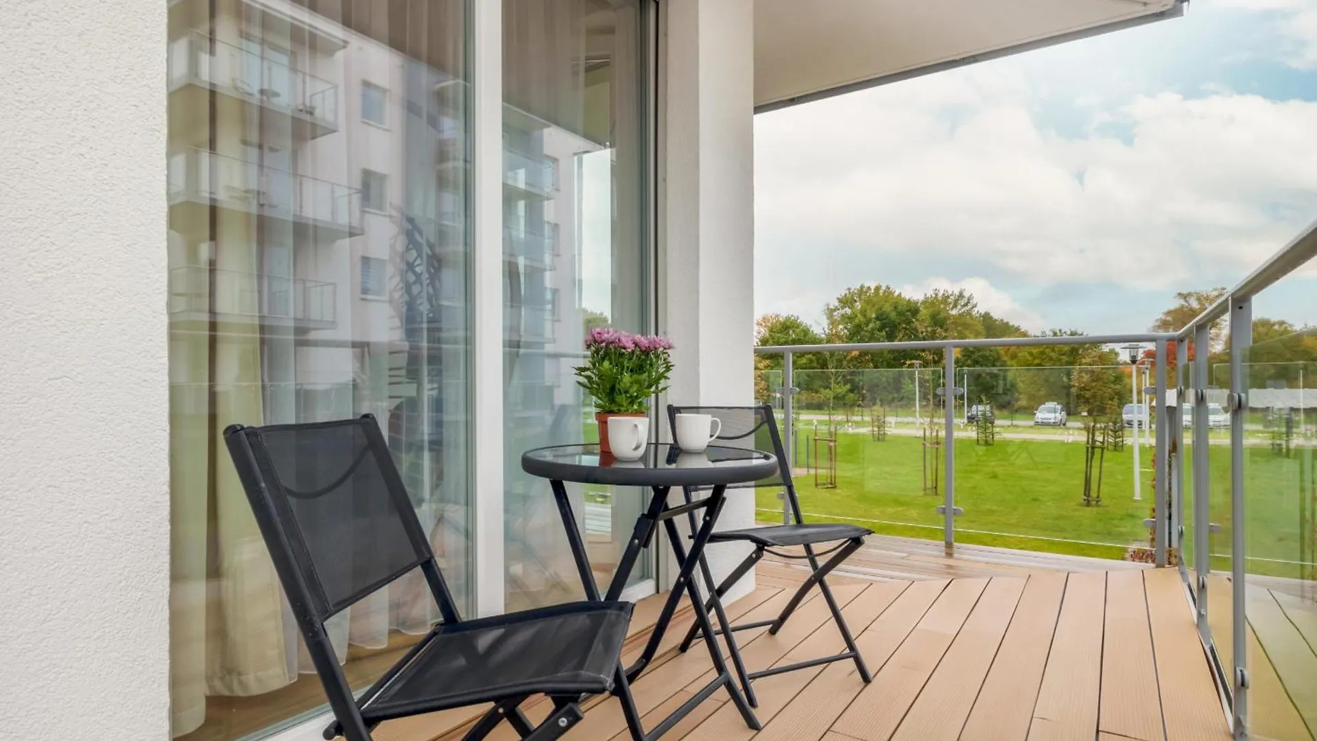 Beautiful Apartment With Balcony And Parking By Noclegi Renters Kolobrzeg 0*,